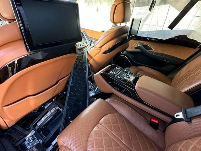 Ауди А8, объемом двигателя 42 л и пробегом 140 тыс. км за 13500 $, фото 3 на Automoto.ua