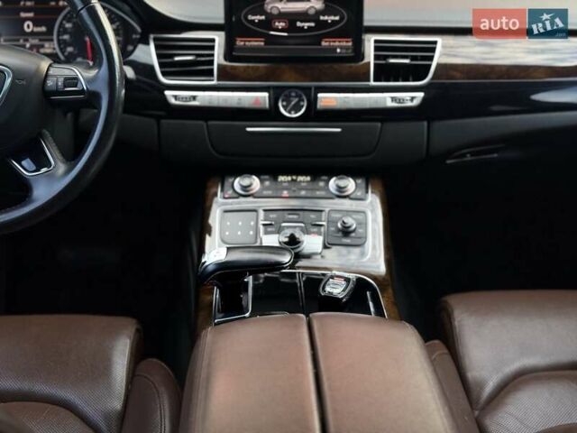 Ауді A8, об'ємом двигуна 3 л та пробігом 205 тис. км за 18400 $, фото 67 на Automoto.ua