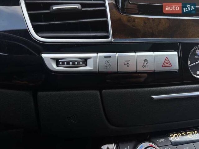 Ауді A8, об'ємом двигуна 3 л та пробігом 205 тис. км за 18400 $, фото 71 на Automoto.ua