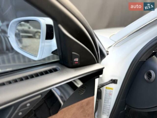 Ауді A8, об'ємом двигуна 3 л та пробігом 205 тис. км за 18400 $, фото 31 на Automoto.ua