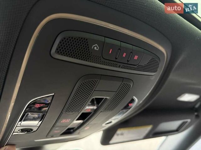 Ауді A8, об'ємом двигуна 3 л та пробігом 205 тис. км за 18400 $, фото 52 на Automoto.ua