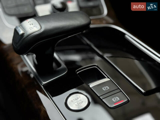 Ауди А8, объемом двигателя 2.97 л и пробегом 100 тыс. км за 37000 $, фото 59 на Automoto.ua