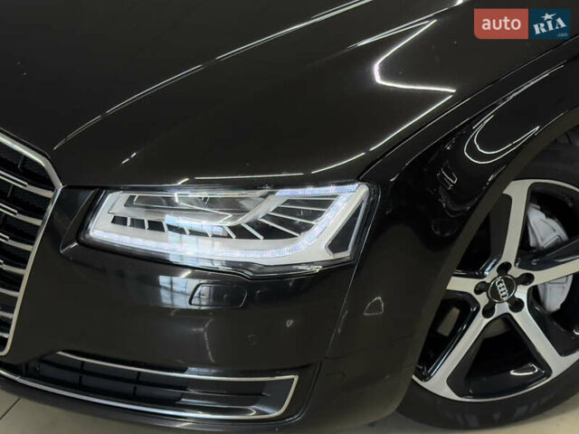 Ауді A8, об'ємом двигуна 0 л та пробігом 114 тис. км за 32999 $, фото 2 на Automoto.ua