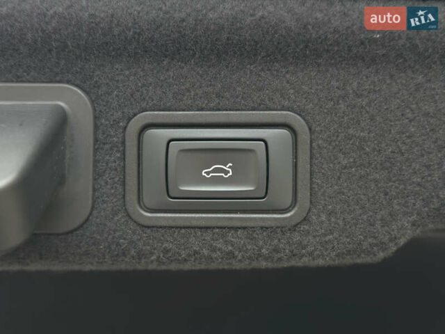 Ауди А8, объемом двигателя 2.97 л и пробегом 100 тыс. км за 37000 $, фото 43 на Automoto.ua