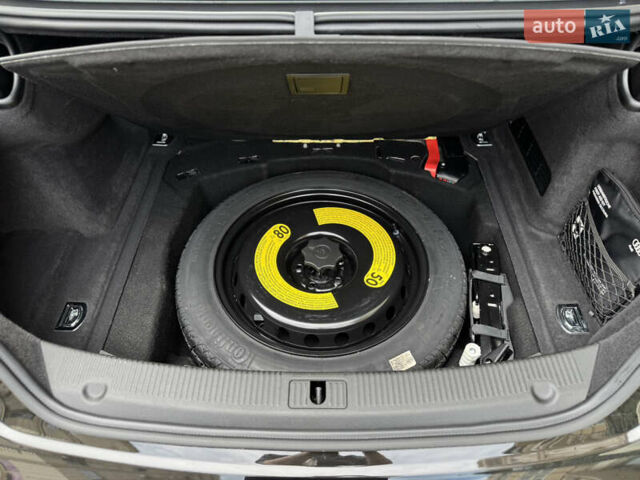 Ауди А8, объемом двигателя 2.97 л и пробегом 100 тыс. км за 37000 $, фото 46 на Automoto.ua