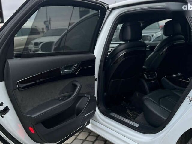 Ауди А8, объемом двигателя 3 л и пробегом 182 тыс. км за 22900 $, фото 19 на Automoto.ua