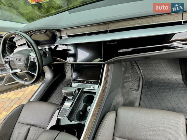 Ауди А8, объемом двигателя 3 л и пробегом 140 тыс. км за 45500 $, фото 41 на Automoto.ua