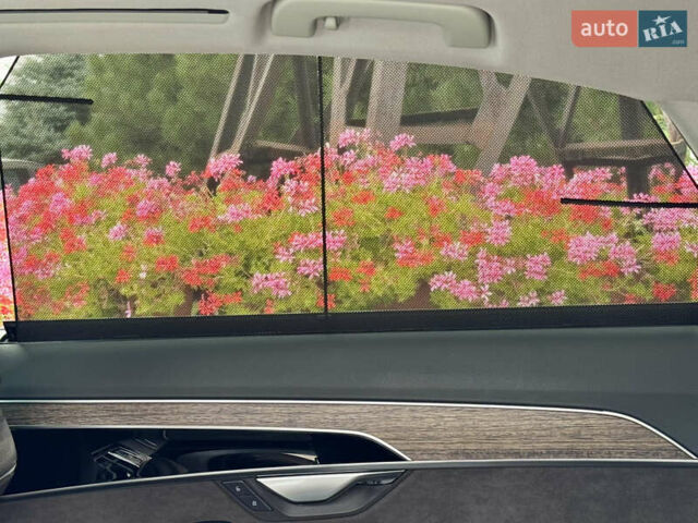 Ауди А8, объемом двигателя 3 л и пробегом 140 тыс. км за 45500 $, фото 49 на Automoto.ua