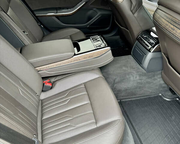 Ауди А8, объемом двигателя 3 л и пробегом 140 тыс. км за 45500 $, фото 35 на Automoto.ua