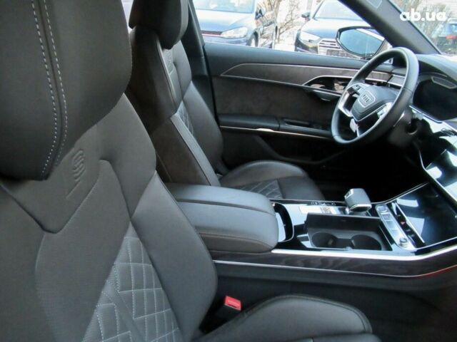 Ауди А8, объемом двигателя 0 л и пробегом 3 тыс. км за 130199 $, фото 5 на Automoto.ua