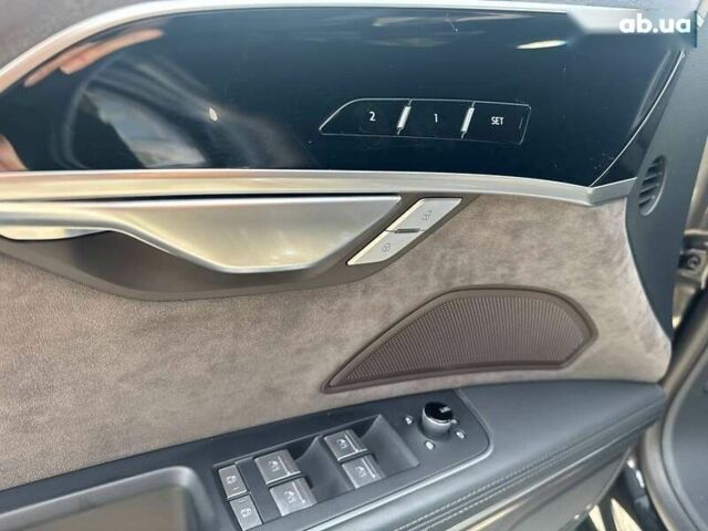 Ауді A8, об'ємом двигуна 3 л та пробігом 117 тис. км за 59999 $, фото 15 на Automoto.ua