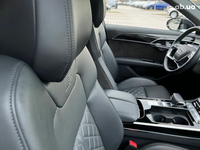 Ауди А8, объемом двигателя 3 л и пробегом 40 тыс. км за 82162 $, фото 10 на Automoto.ua