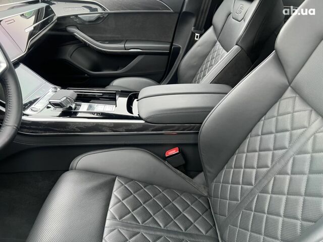 Ауді A8, об'ємом двигуна 3.96 л та пробігом 24 тис. км за 100855 $, фото 23 на Automoto.ua