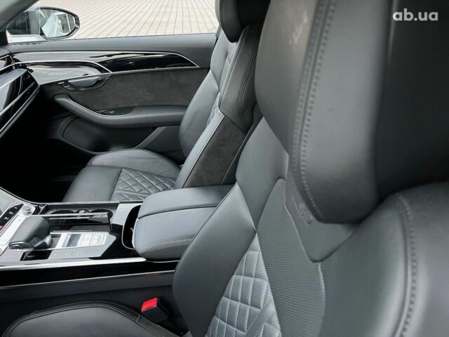 Ауди А8, объемом двигателя 3 л и пробегом 40 тыс. км за 82162 $, фото 14 на Automoto.ua