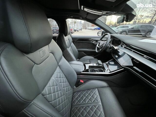 Ауди А8, объемом двигателя 3 л и пробегом 40 тыс. км за 82162 $, фото 4 на Automoto.ua