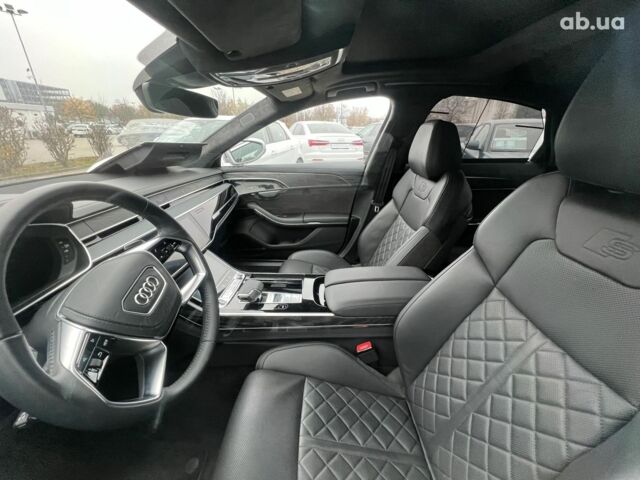 Ауді A8, об'ємом двигуна 3.96 л та пробігом 24 тис. км за 100855 $, фото 19 на Automoto.ua