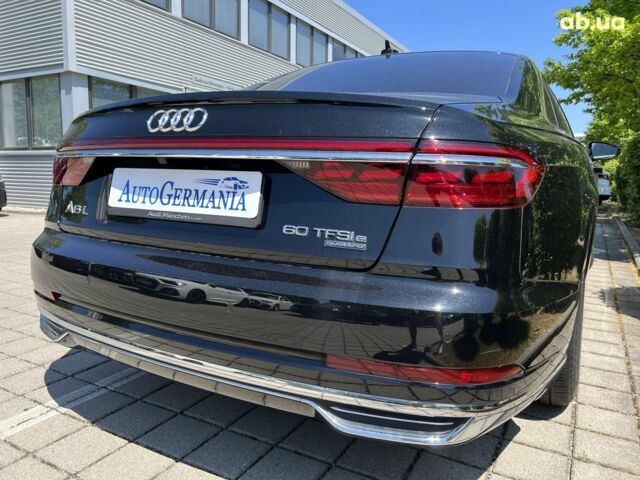 Ауді A8, об'ємом двигуна 3 л та пробігом 16 тис. км за 89009 $, фото 1 на Automoto.ua
