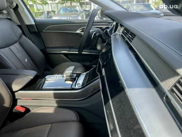 Ауди А8, объемом двигателя 3 л и пробегом 8 тыс. км за 102811 $, фото 11 на Automoto.ua