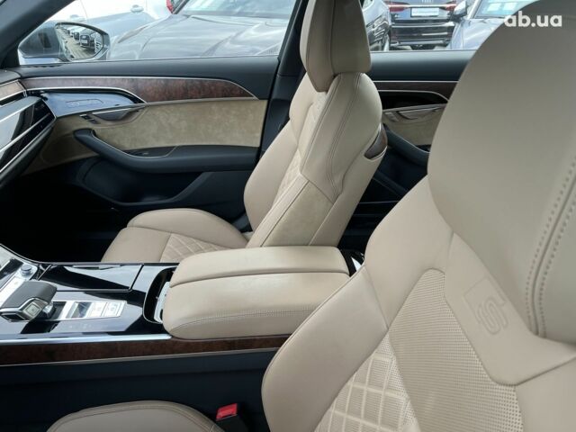 Ауди А8, объемом двигателя 3 л и пробегом 12 тыс. км за 78684 $, фото 4 на Automoto.ua
