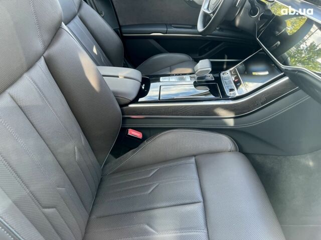 Ауди А8, объемом двигателя 3 л и пробегом 8 тыс. км за 102811 $, фото 43 на Automoto.ua