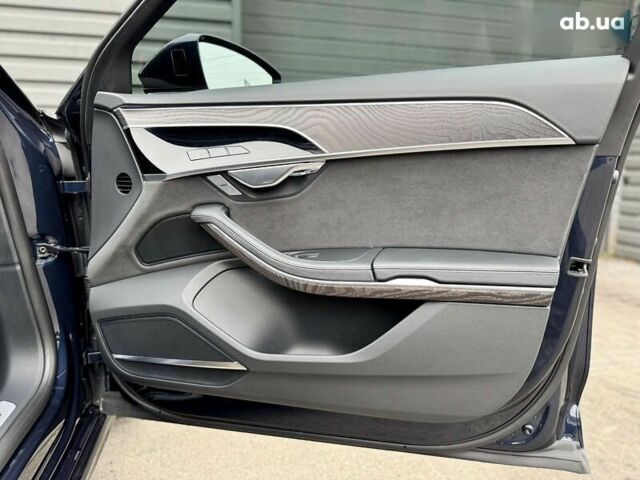 Ауди А8, объемом двигателя 0 л и пробегом 54 тыс. км за 69900 $, фото 28 на Automoto.ua
