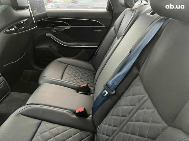 Ауді A8, об'ємом двигуна 3 л та пробігом 20 тис. км за 108463 $, фото 28 на Automoto.ua