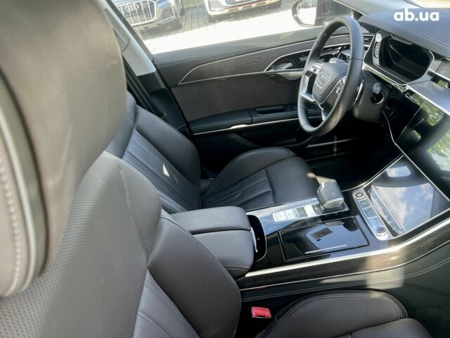 Ауди А8, объемом двигателя 3 л и пробегом 8 тыс. км за 102811 $, фото 40 на Automoto.ua