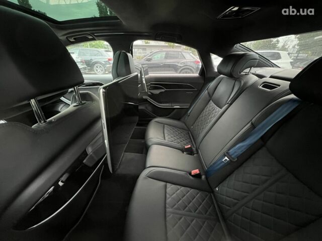 Ауді A8, об'ємом двигуна 3 л та пробігом 20 тис. км за 108463 $, фото 29 на Automoto.ua