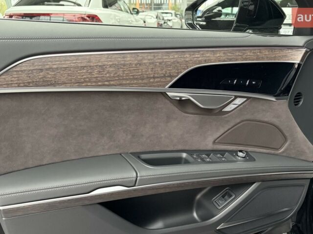 Ауди А8, объемом двигателя 2.97 л и пробегом 0 тыс. км за 133322 $, фото 5 на Automoto.ua
