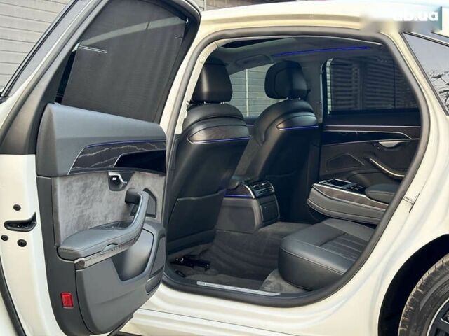 Ауди А8, объемом двигателя 4 л и пробегом 6 тыс. км за 74900 $, фото 29 на Automoto.ua
