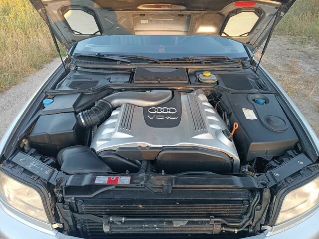 Ауди А8 2002 в Костополе на Automoto.ua Серый Ауди А8, объемом двигателя 3.3 л и пробегом 300 тыс. км за 4300 $, фото 14 на Automoto.ua