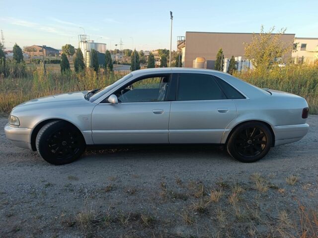 Ауди А8 2002 в Костополе на Automoto.ua Серый Ауди А8, объемом двигателя 3.3 л и пробегом 300 тыс. км за 4300 $, фото 4 на Automoto.ua