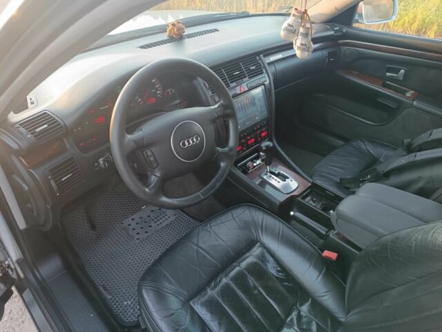 Ауди А8 2002 в Костополе на Automoto.ua Серый Ауди А8, объемом двигателя 3.3 л и пробегом 300 тыс. км за 4300 $, фото 15 на Automoto.ua
