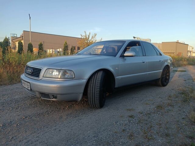 Ауди А8 2002 в Костополе на Automoto.ua Серый Ауди А8, объемом двигателя 3.3 л и пробегом 300 тыс. км за 4300 $, фото 5 на Automoto.ua