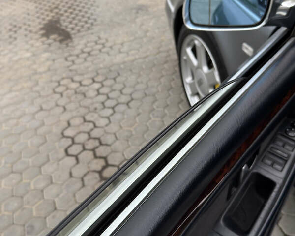 Сірий Ауді A8, об'ємом двигуна 4.2 л та пробігом 250 тис. км за 5000 $, фото 28 на Automoto.ua
