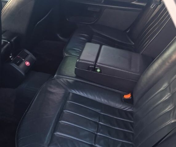 Серый Ауди А8, объемом двигателя 4.2 л и пробегом 222 тыс. км за 3600 $, фото 6 на Automoto.ua