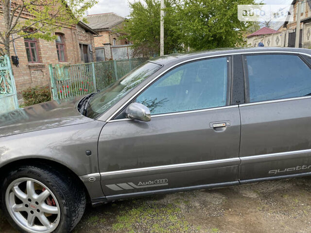 Сірий Ауді A8, об'ємом двигуна 4.2 л та пробігом 270 тис. км за 4000 $, фото 1 на Automoto.ua