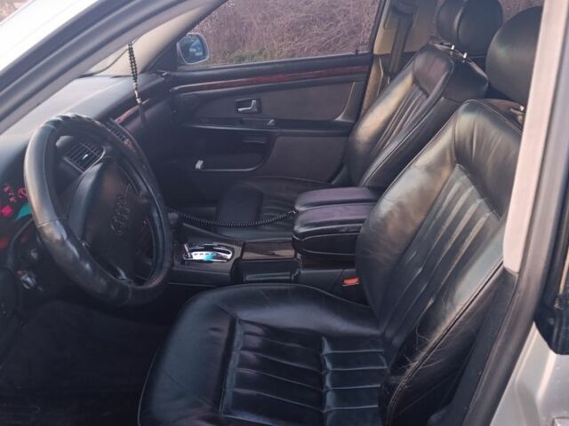 Серый Ауди А8, объемом двигателя 4.2 л и пробегом 222 тыс. км за 3600 $, фото 7 на Automoto.ua