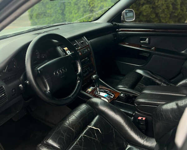 Серый Ауди А8, объемом двигателя 4.17 л и пробегом 500 тыс. км за 4900 $, фото 10 на Automoto.ua