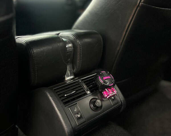 Серый Ауди А8, объемом двигателя 4.17 л и пробегом 500 тыс. км за 4900 $, фото 11 на Automoto.ua