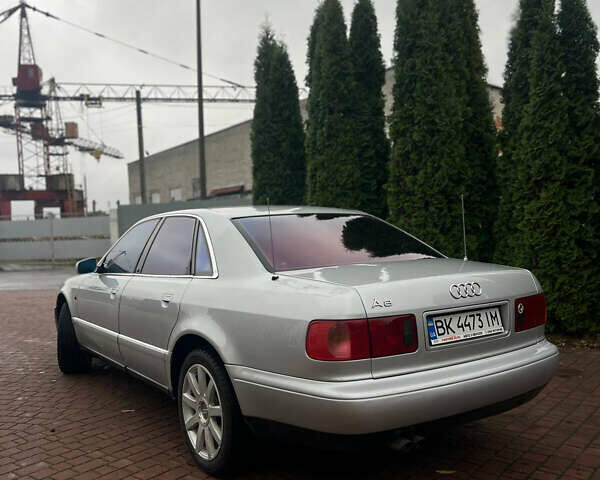 Серый Ауди А8, объемом двигателя 4.17 л и пробегом 500 тыс. км за 4900 $, фото 5 на Automoto.ua