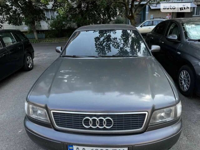 Серый Ауди А8, объемом двигателя 3.7 л и пробегом 400 тыс. км за 2200 $, фото 1 на Automoto.ua