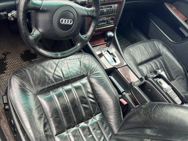 Сірий Ауді A8, об'ємом двигуна 3.7 л та пробігом 260 тис. км за 2300 $, фото 5 на Automoto.ua