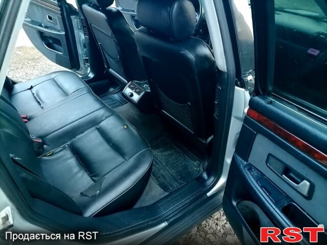 Сірий Ауді A8, об'ємом двигуна 2.8 л та пробігом 350 тис. км за 4000 $, фото 10 на Automoto.ua