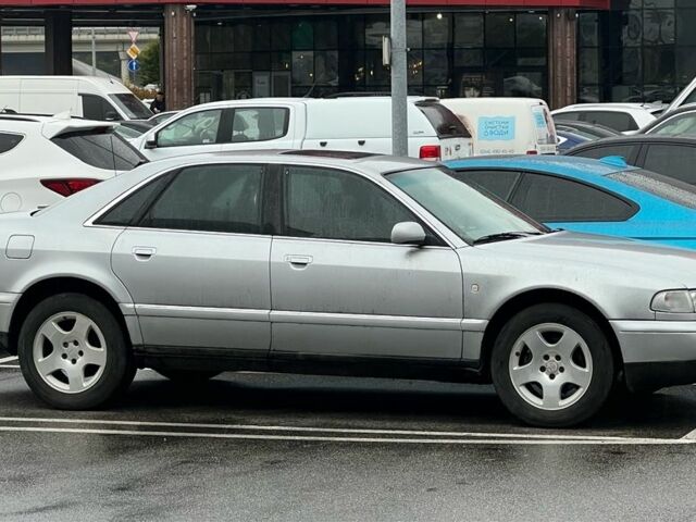 Сірий Ауді A8, об'ємом двигуна 3.7 л та пробігом 260 тис. км за 2300 $, фото 1 на Automoto.ua