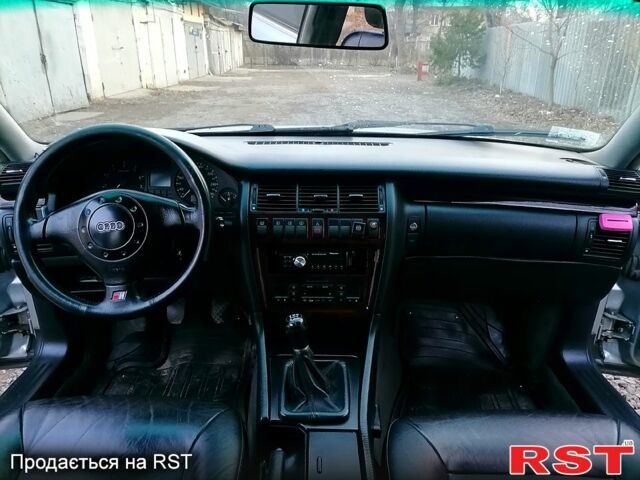 Сірий Ауді A8, об'ємом двигуна 2.8 л та пробігом 350 тис. км за 4000 $, фото 7 на Automoto.ua
