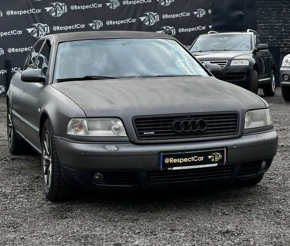 Сірий Ауді A8, об'ємом двигуна 4.2 л та пробігом 388 тис. км за 4250 $, фото 7 на Automoto.ua