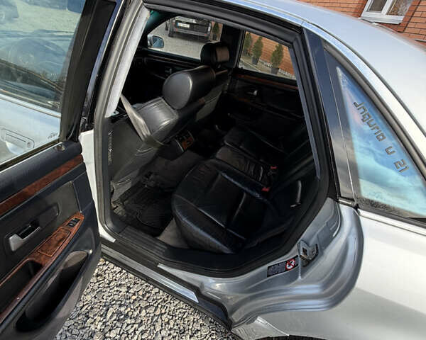 Серый Ауди А8, объемом двигателя 4.17 л и пробегом 400 тыс. км за 4200 $, фото 6 на Automoto.ua