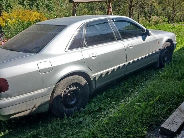 Серый Ауди А8, объемом двигателя 0 л и пробегом 328 тыс. км за 24 $, фото 1 на Automoto.ua