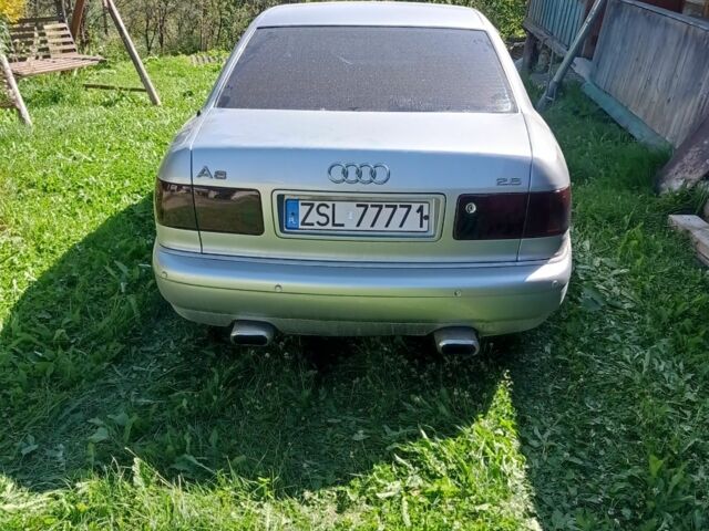 Сірий Ауді A8, об'ємом двигуна 0 л та пробігом 358 тис. км за 1000 $, фото 4 на Automoto.ua